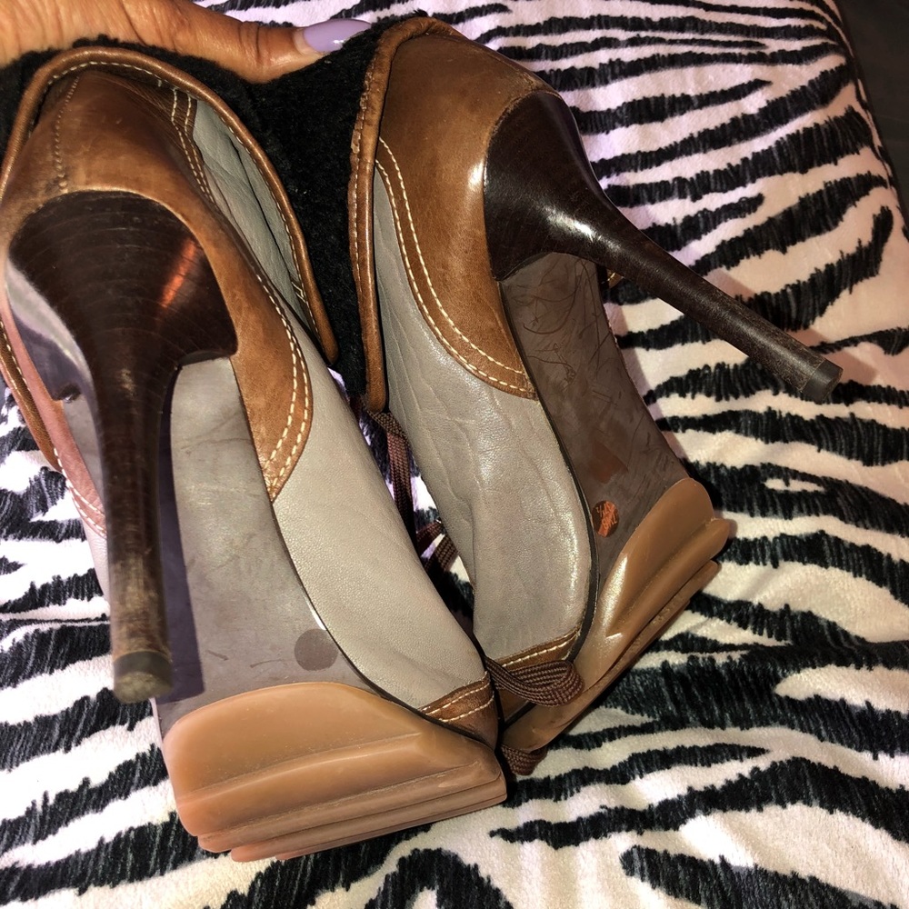 BCBG Booties 🍁 - Picture 6 of 6